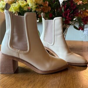 Trending Dolce Vita Iliana Boots!